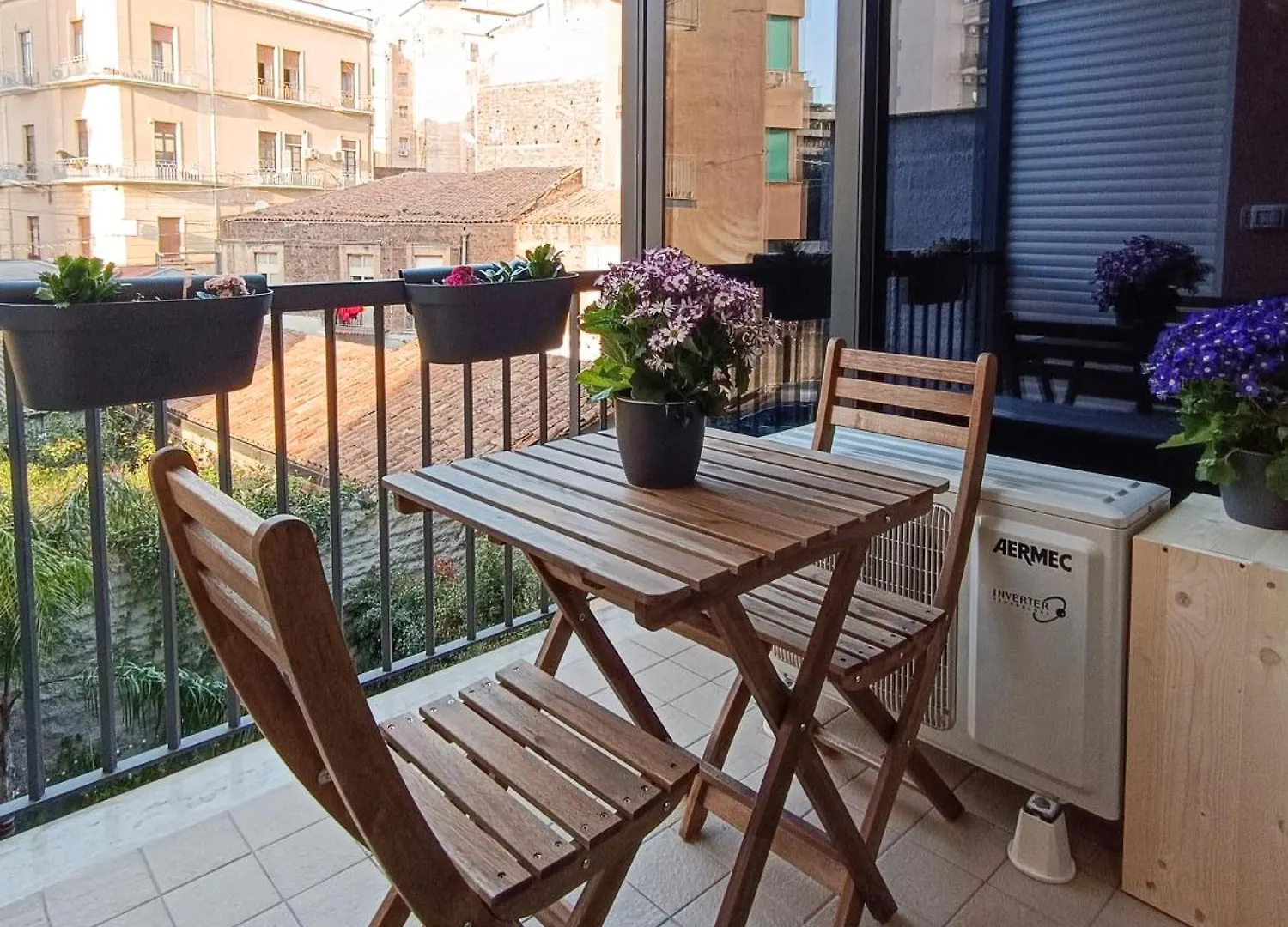 Craterhouse Apartment In 卡塔尼亚